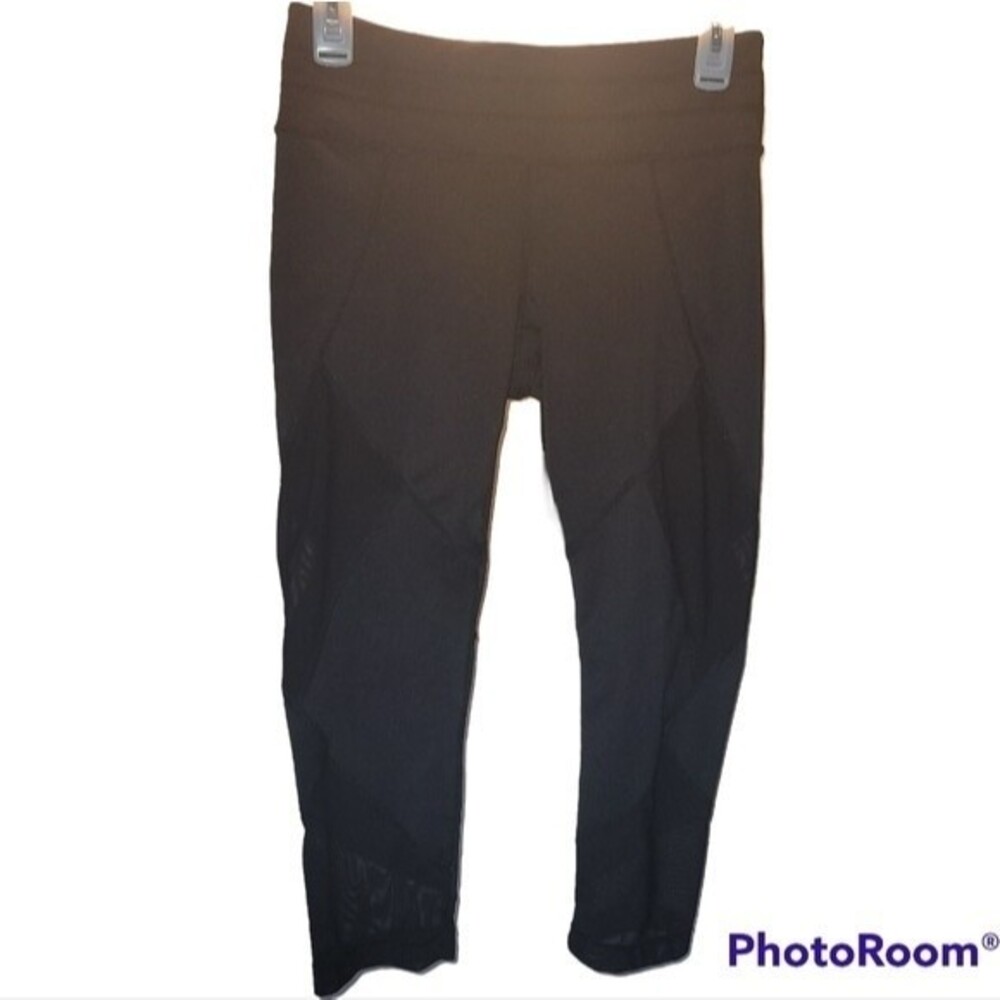 Athleta Black Criss Cross Crop Yoga Running Capri Mesh Leggings S Small